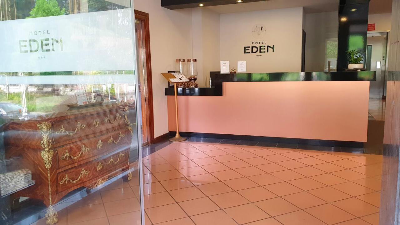 Hotel Eden ルゾ エクステリア 写真