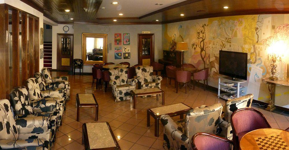 Hotel Eden ルゾ エクステリア 写真